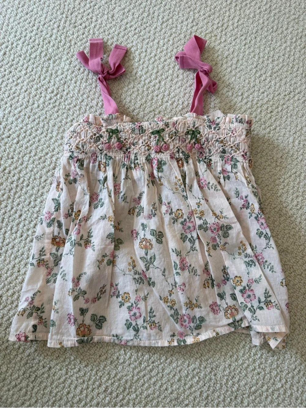 Emile et Ida Smocked Embroidered Rose Bush Top